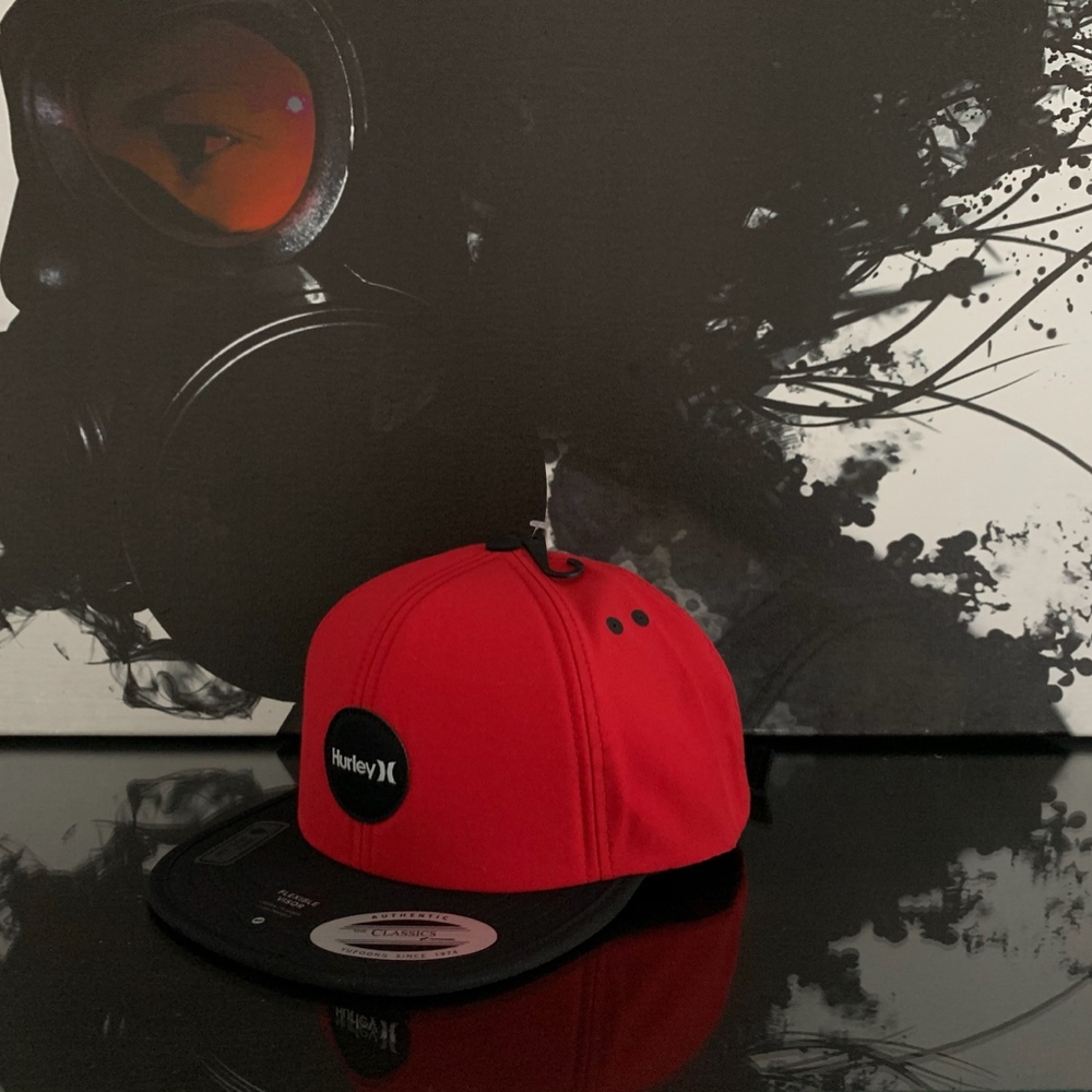 HURLEY PACFIC STRAP BACK HAT - Picture 4 of 5